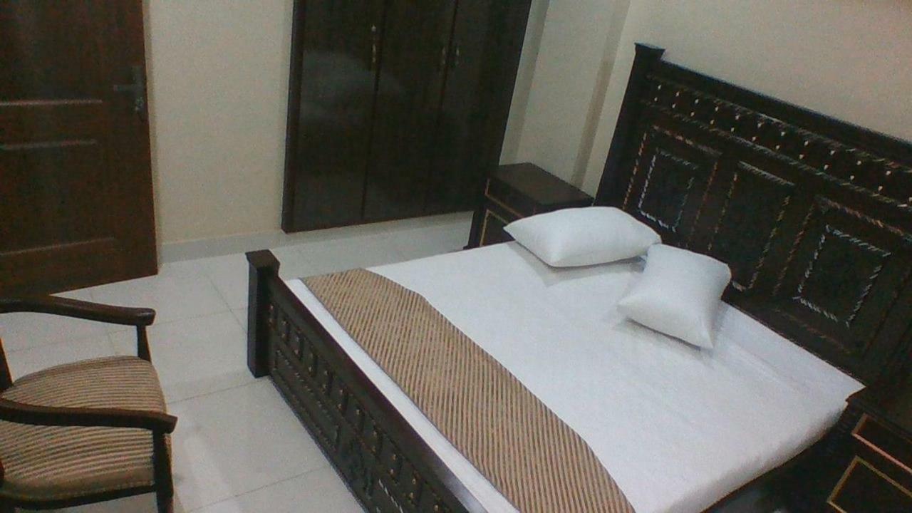Red Roof Hotel Sahiwal Εξωτερικό φωτογραφία