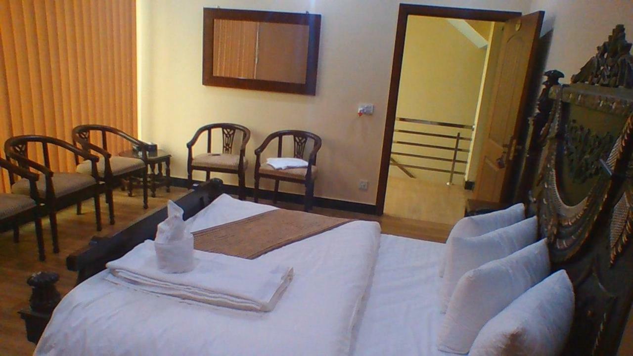 Red Roof Hotel Sahiwal Εξωτερικό φωτογραφία